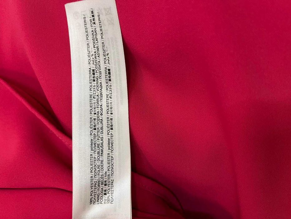 Червена рокля Mango