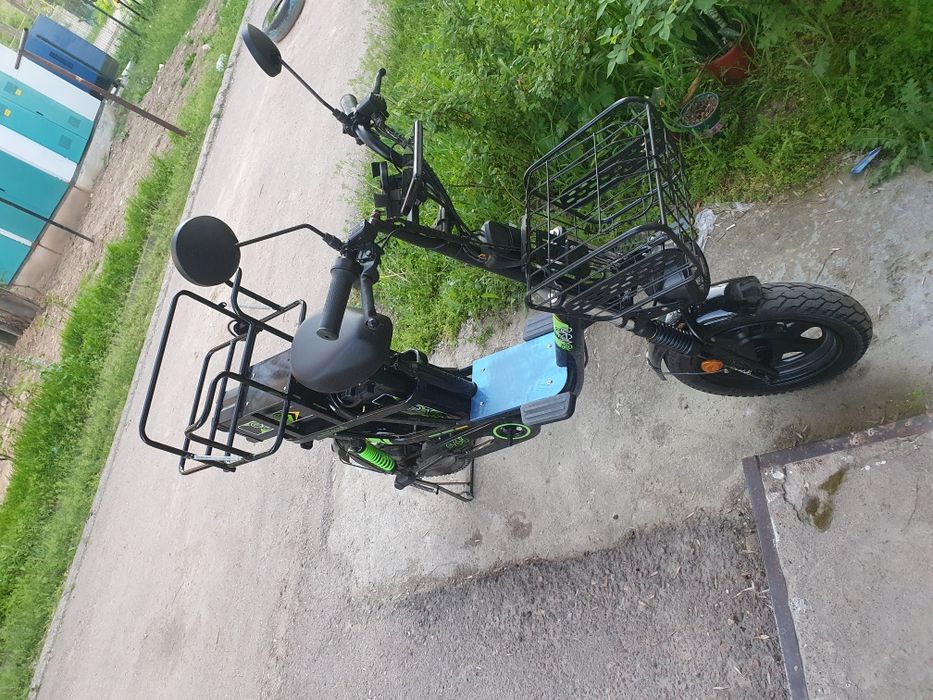 Skuter 2ta akumlatorlik ancha kelishib beraman