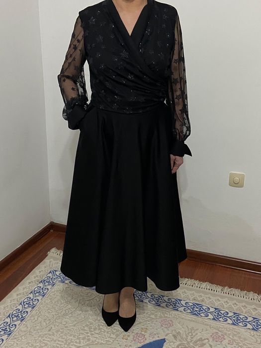 двойка,цвет чёрный.