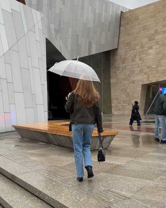 Продам кожанную куртку ZARA