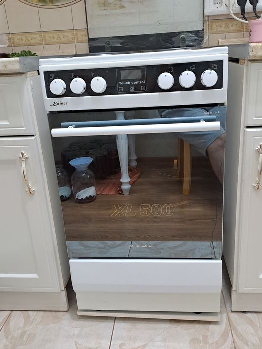 Продам электронную плиту