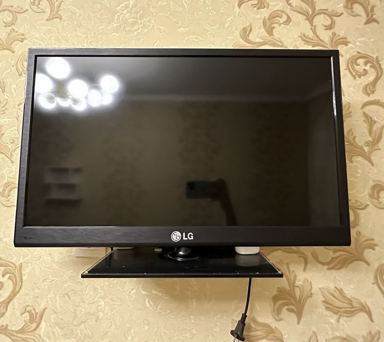 Продам телевизор