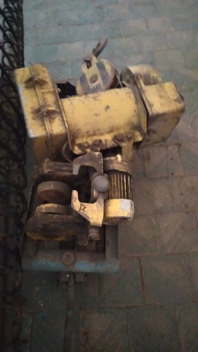 Продам тельфер грузоподъёмность 1 тонна