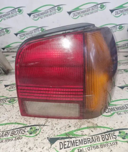 Lampa / Tripla stop dreapta pe aripa Volkswagen VW Polo 1998