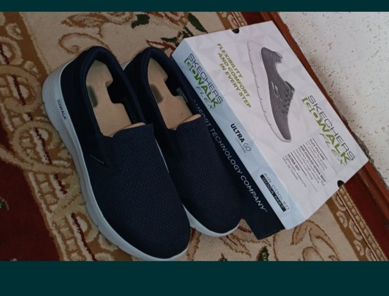 Skechers original 50 размер новый