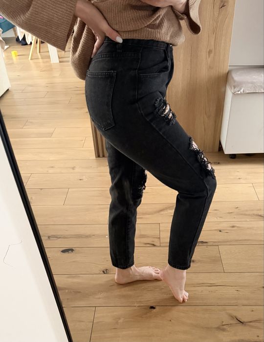 Blugi negri rupti XS