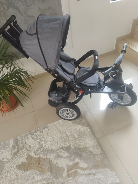 Cărucior pentru copii