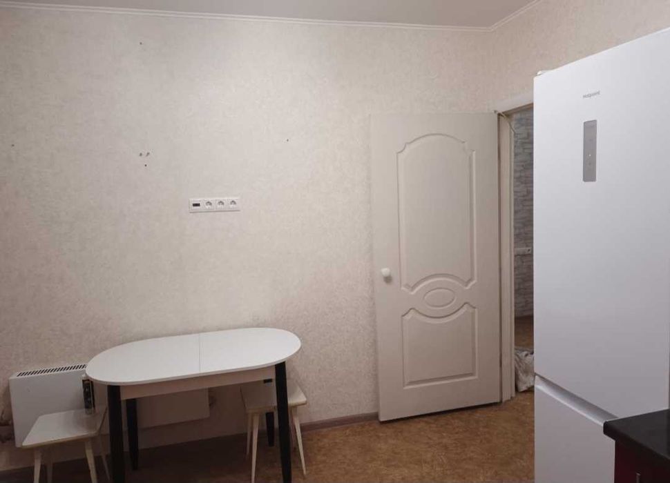 Сдам 2х ком квартиру