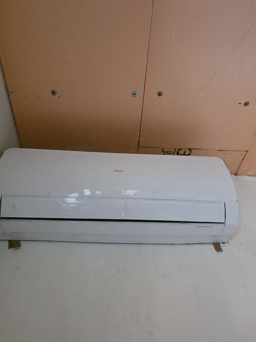 Продам кондиционер 18