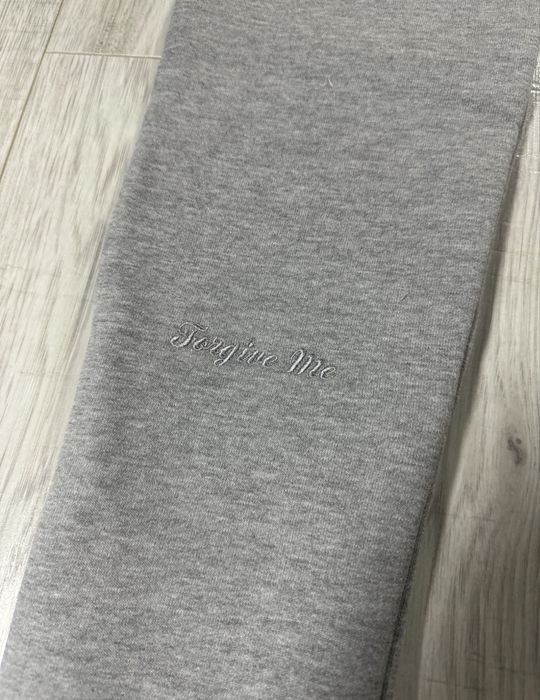 Pantaloni syna world