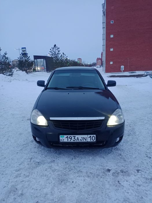 Приора 1  срочно!  2 дня на продаже