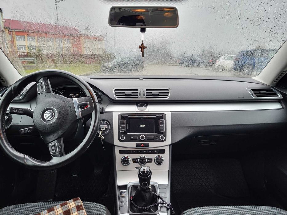 VW Passat break argintiu metalizat
