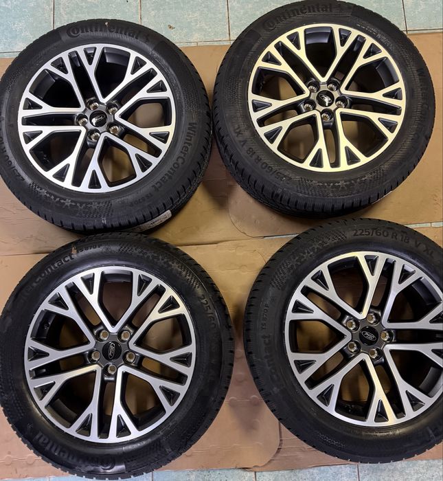 Jante aliaj NOI R18 FORD Kuga anvelope iarna 225/60/18 Continental NOI