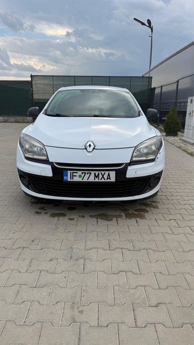 RENAULT Megane