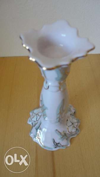 Ваза, свещник и пепелник от розов порцелан