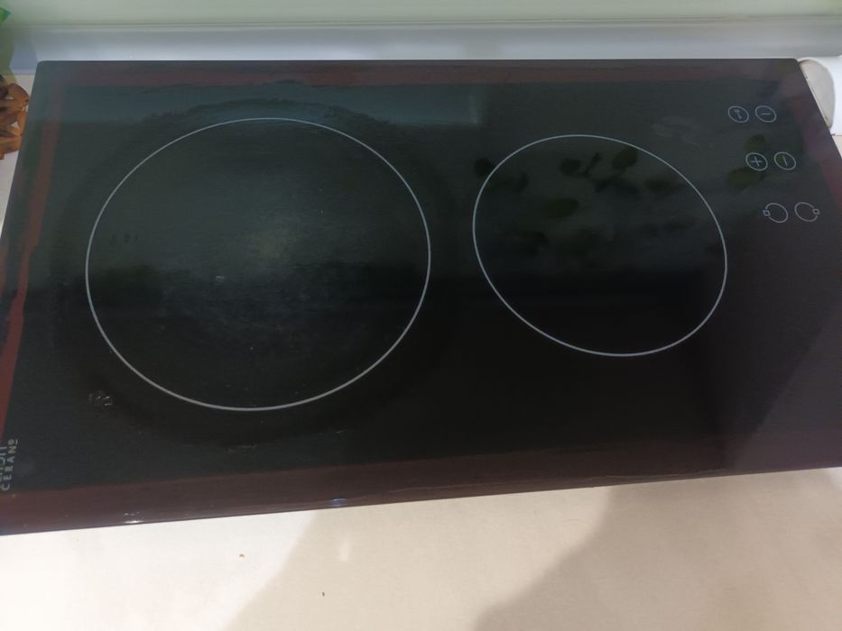 Фурна за вграждане Пирамис +керамични котлони