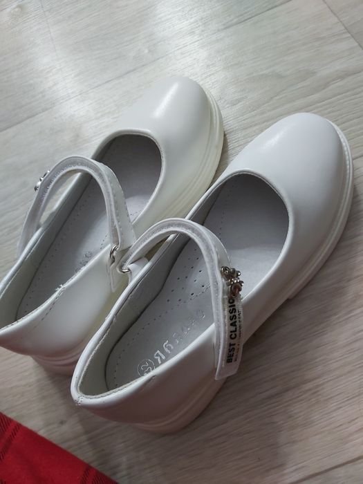 Продам туфли 32 размер новые