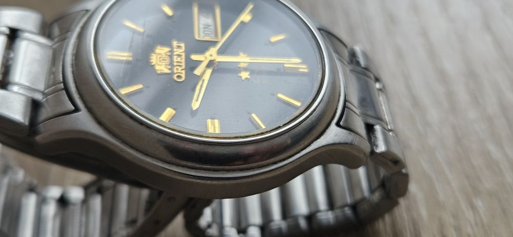 Ceas orient automatic.