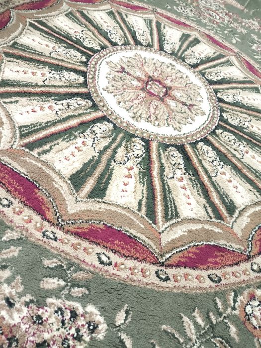 Продам ковер 30000