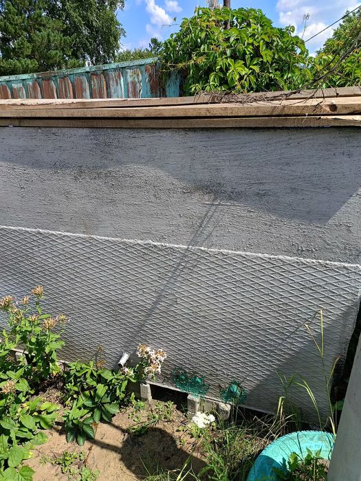 Бак металлический для полива.