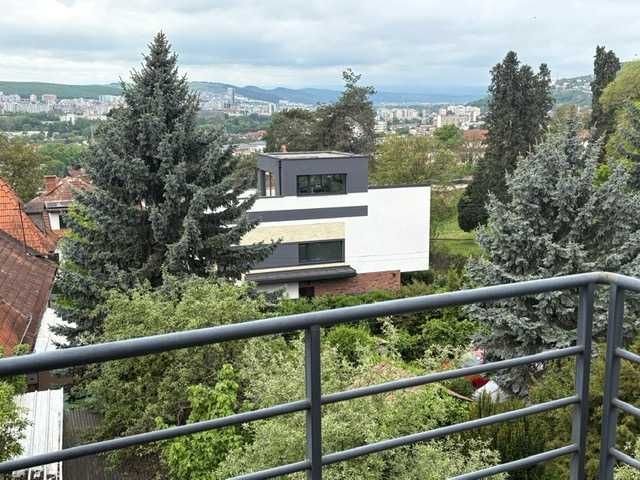 Inchiriez apartament in vila str.Rahovei