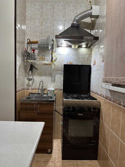 СДАЕТСЯ квартира на массиве Феруза