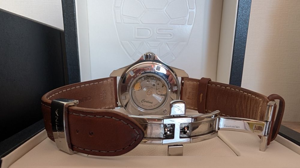 Часовник Certina DS Action Day - Date Powermatic 80 - пълен комплект