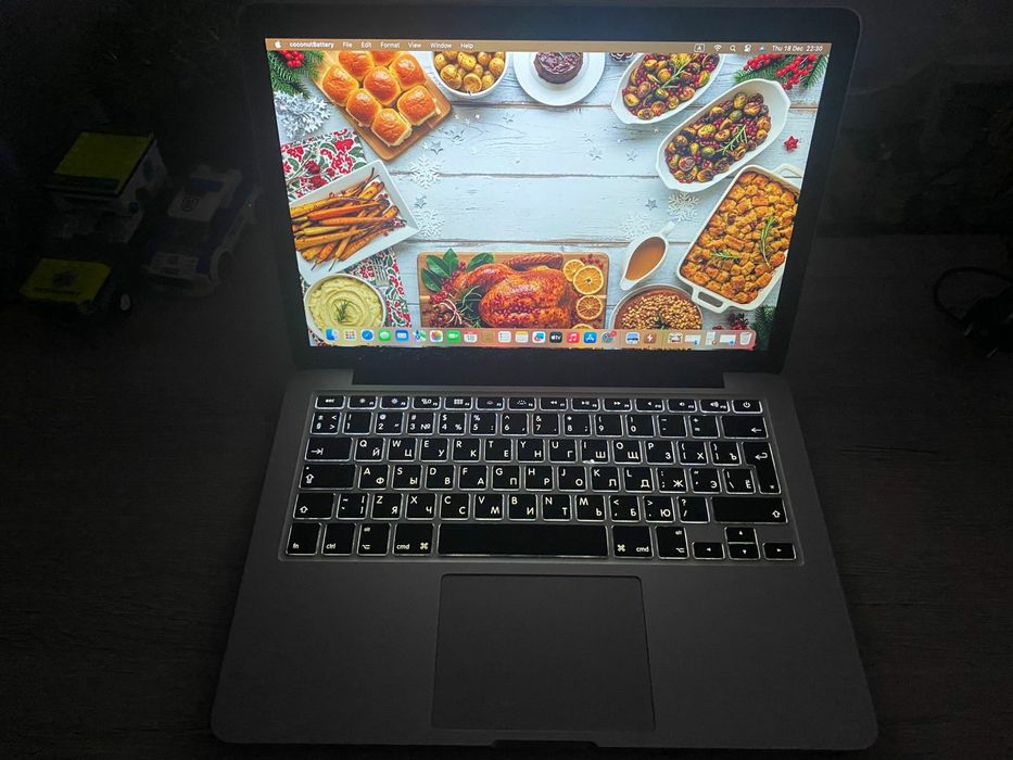 Macbook Pro 13/8/512/intel core i5