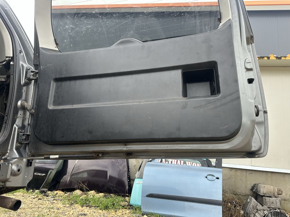 Врата багажник за Сузуки Гранд Витара 2006-2012г.!