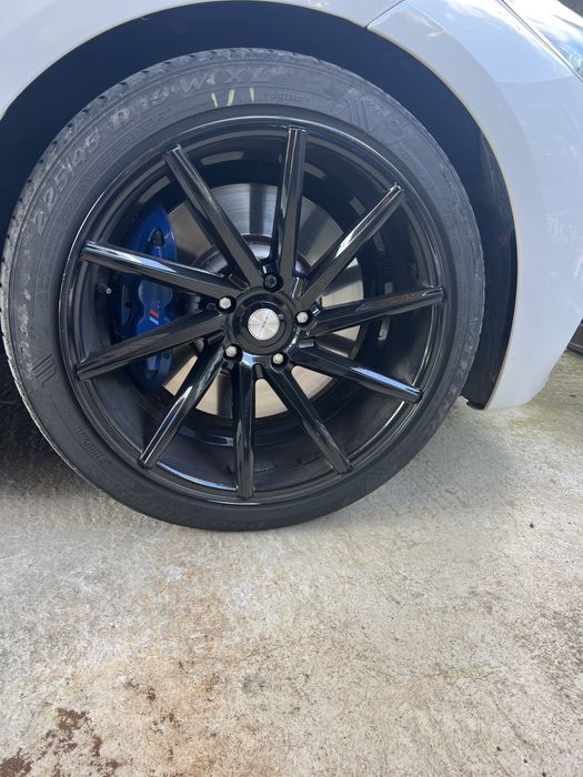 Cauciucuri anvelope 225 45 r19 si 255 40 r19