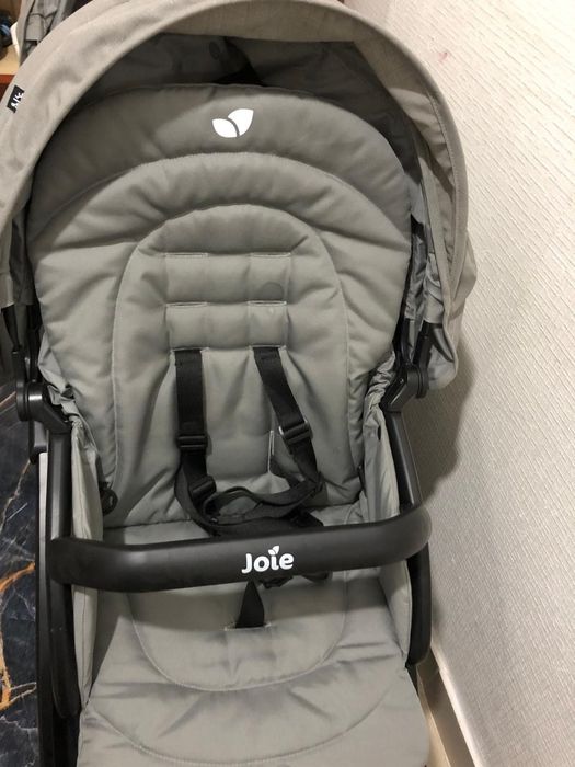 Продам детская коляска Joie