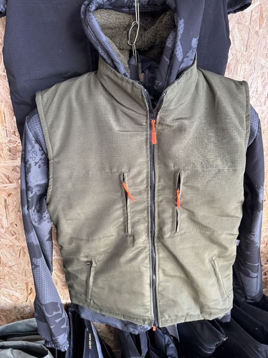 Жилетка флисовая