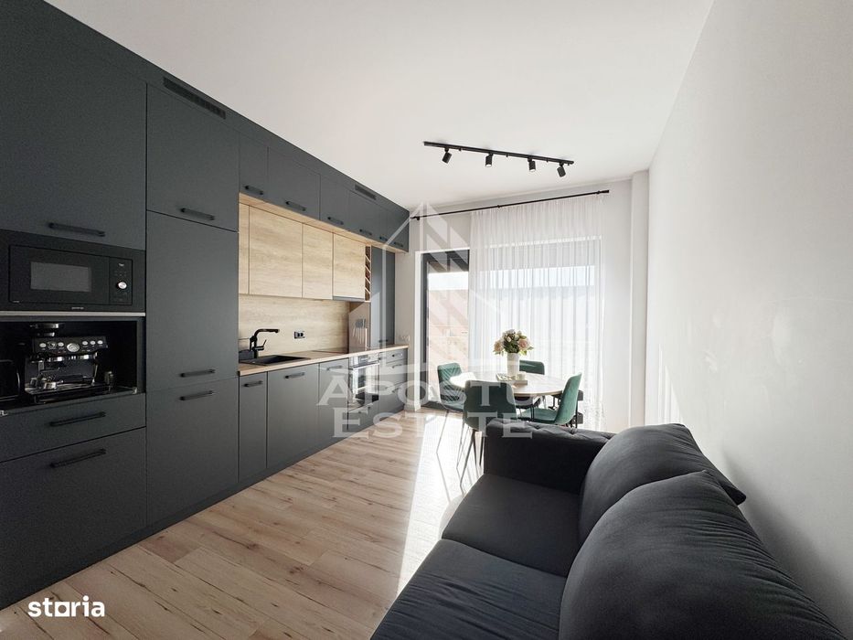 Apartament 3 camere de vanzare, etaj 3/5 cu lift - Giroc, zona Lidl