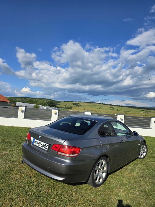 De vanzare bmw e92 320d