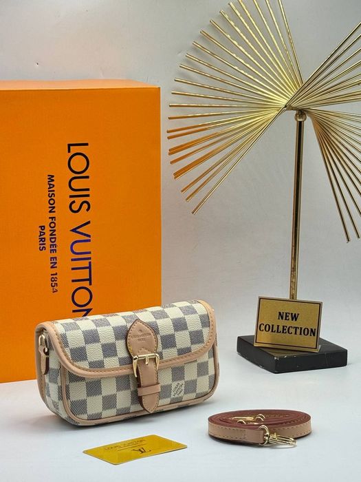 Стилна дамска чанта