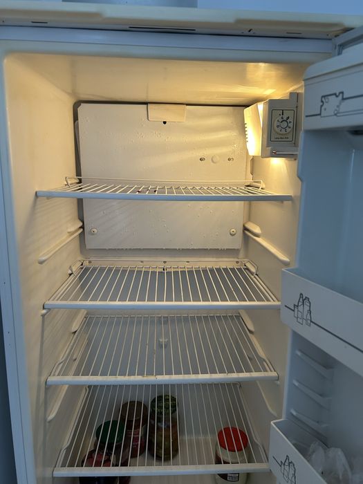 Продам б/у холодильник Бирюса