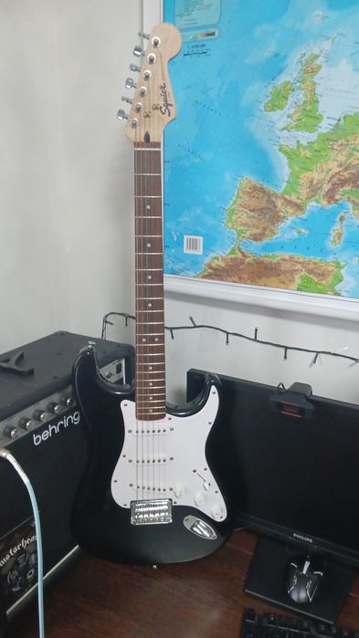 Chitara electrica Fender