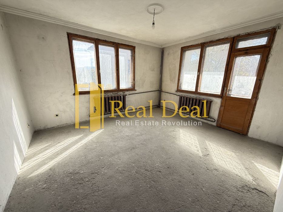 Продава се Къща в Перник, Клепало - 324 кв.м за 695 €/кв.м - Снимка #1