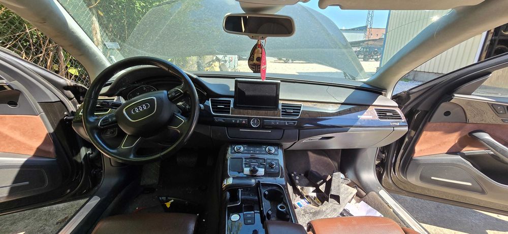 На части A8 4.2 TDI 351