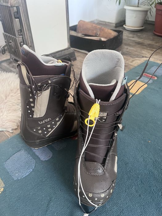 Обувки за сноуборд Burton