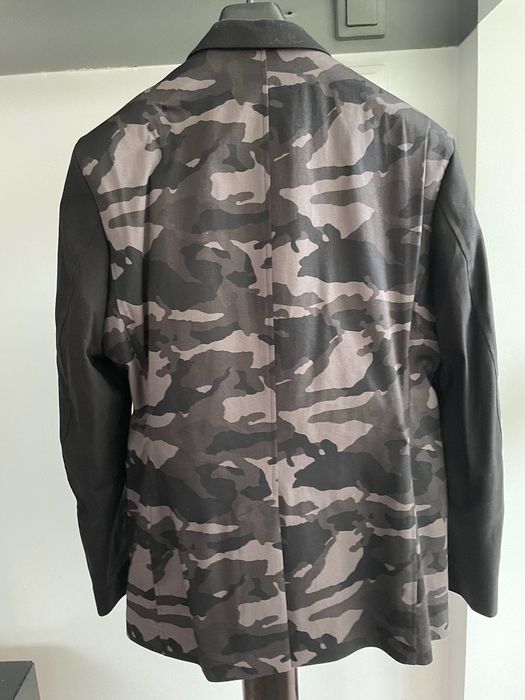 Мъжки спортно елегантен костюм