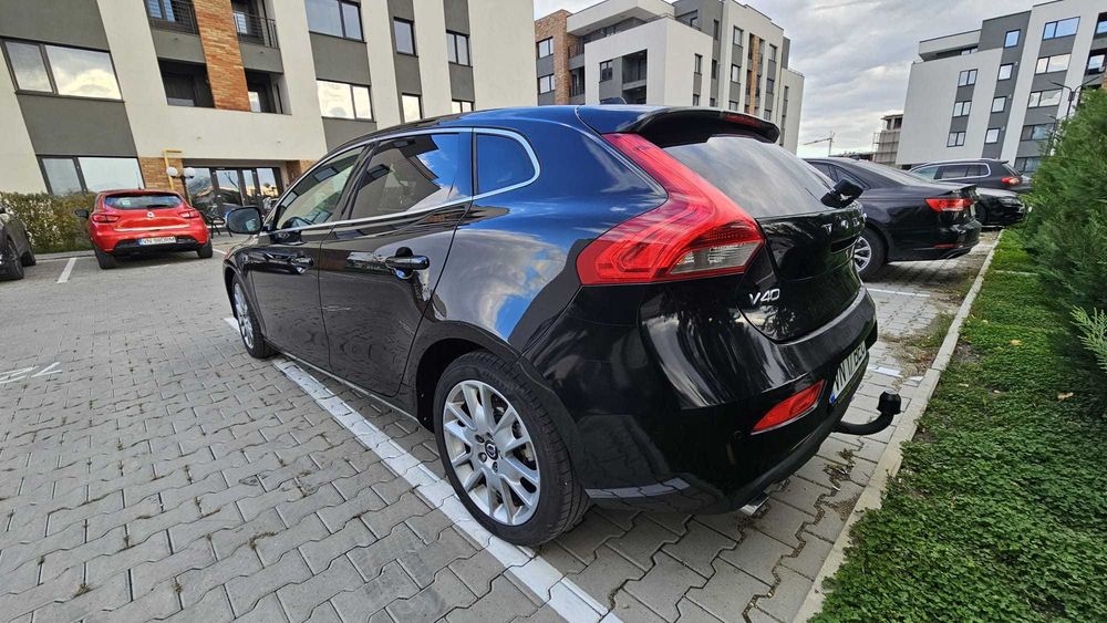 VOLVO V40 2015 — imagine 4