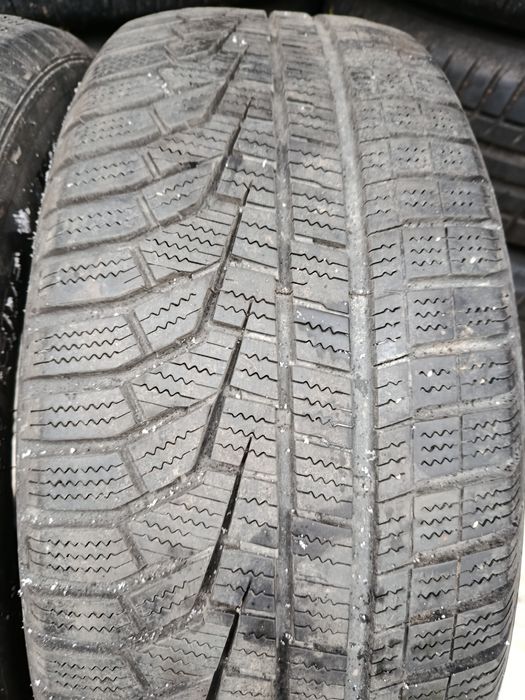 Гуми 215/60/16 Hankook