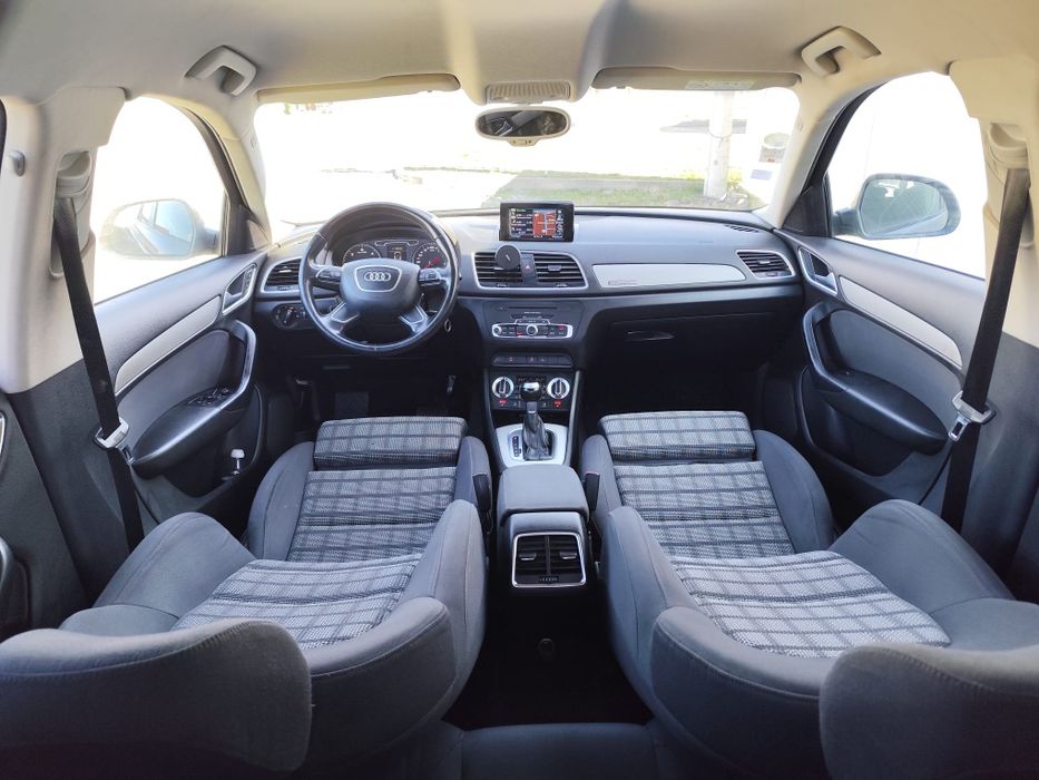Audi Q3/AN 2015/2LITRI Diesel 140cp /Cutie AUTOMATA /Tracțiune 4* 4