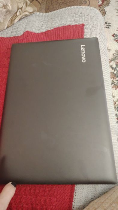 Nootbook Lenovo   lkbbvbjıolffd