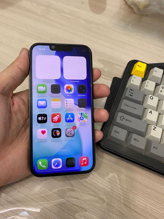 Продам iPhone 13 айфон 13