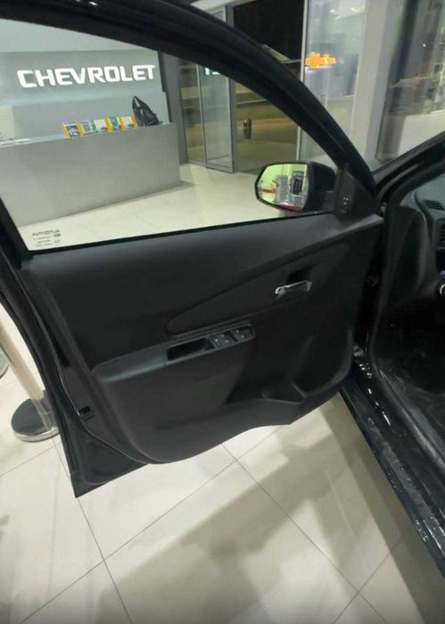 Chevrolet cobalt midnight mcm 0probeg