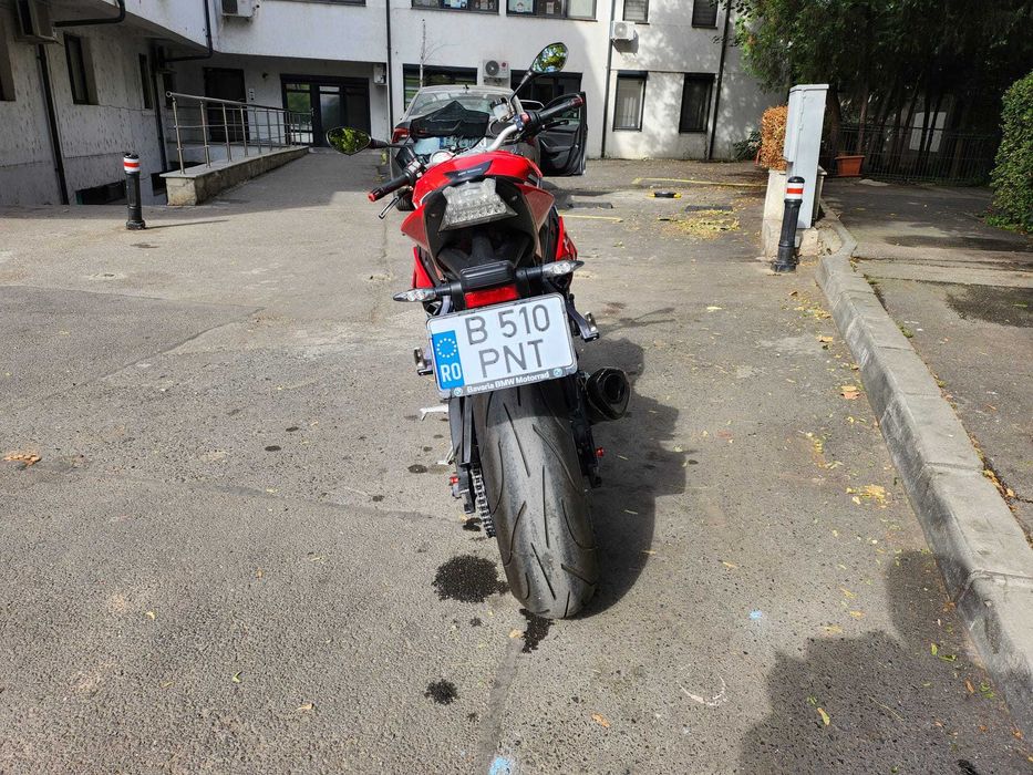 BMW S1000R naked 2014