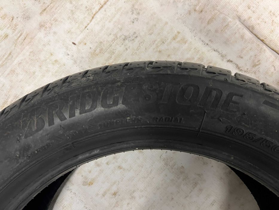 2 Нови летни гуми 195/50R15 Bridgestone Turanza T005 82H