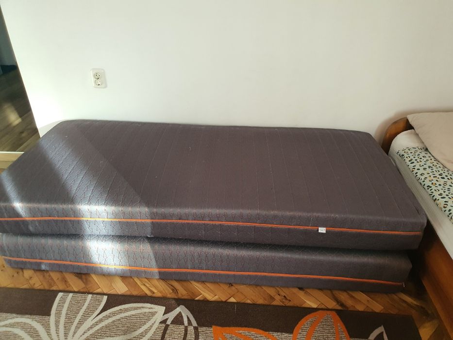 Продавам  матрак 90/200/21